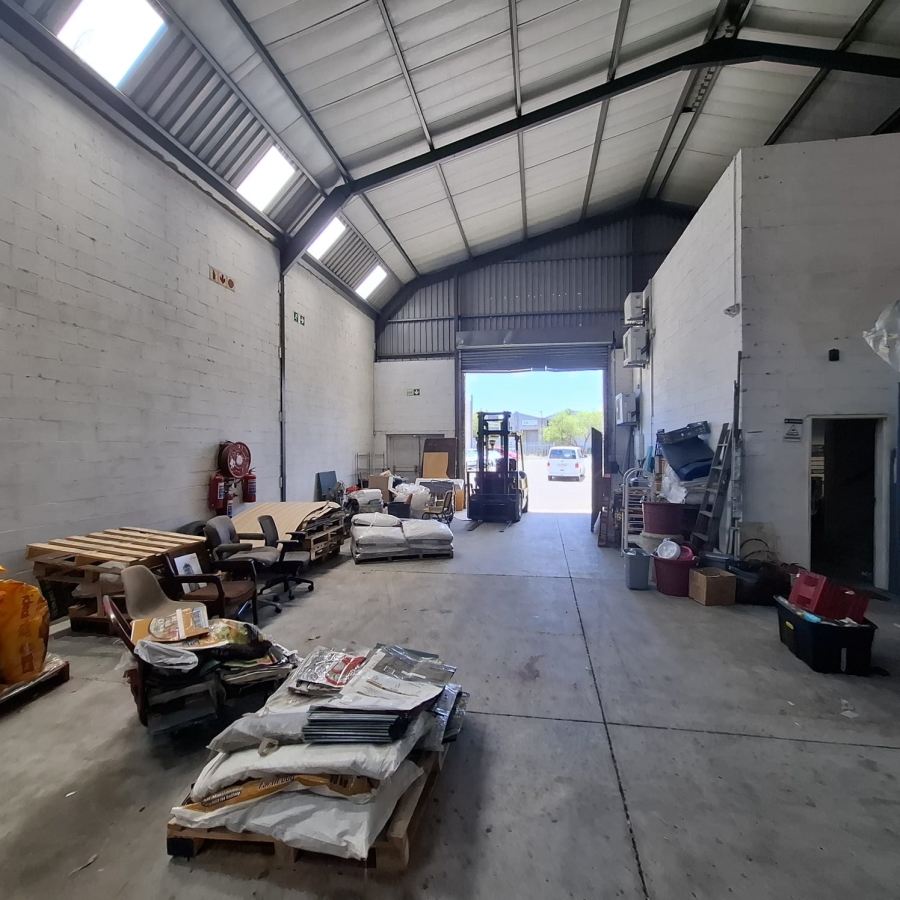 To Let commercial Property for Rent in Brackenfell Central Western Cape